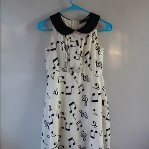 Cute collared music note dress!!
